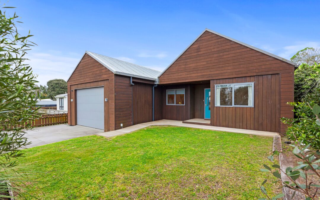 New Home Build Pukehina: Withstanding the coastal elements.